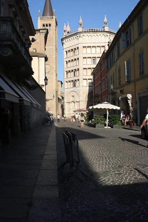 Il Tenore D'Oro Centralissimo Appartement Parma